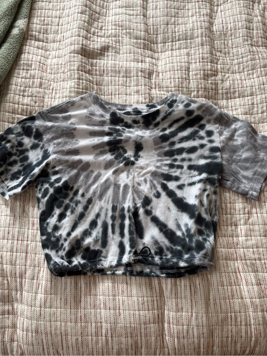 PINK Victoria's Secret Tops - Black & White Tie-Dye Cropped Tee